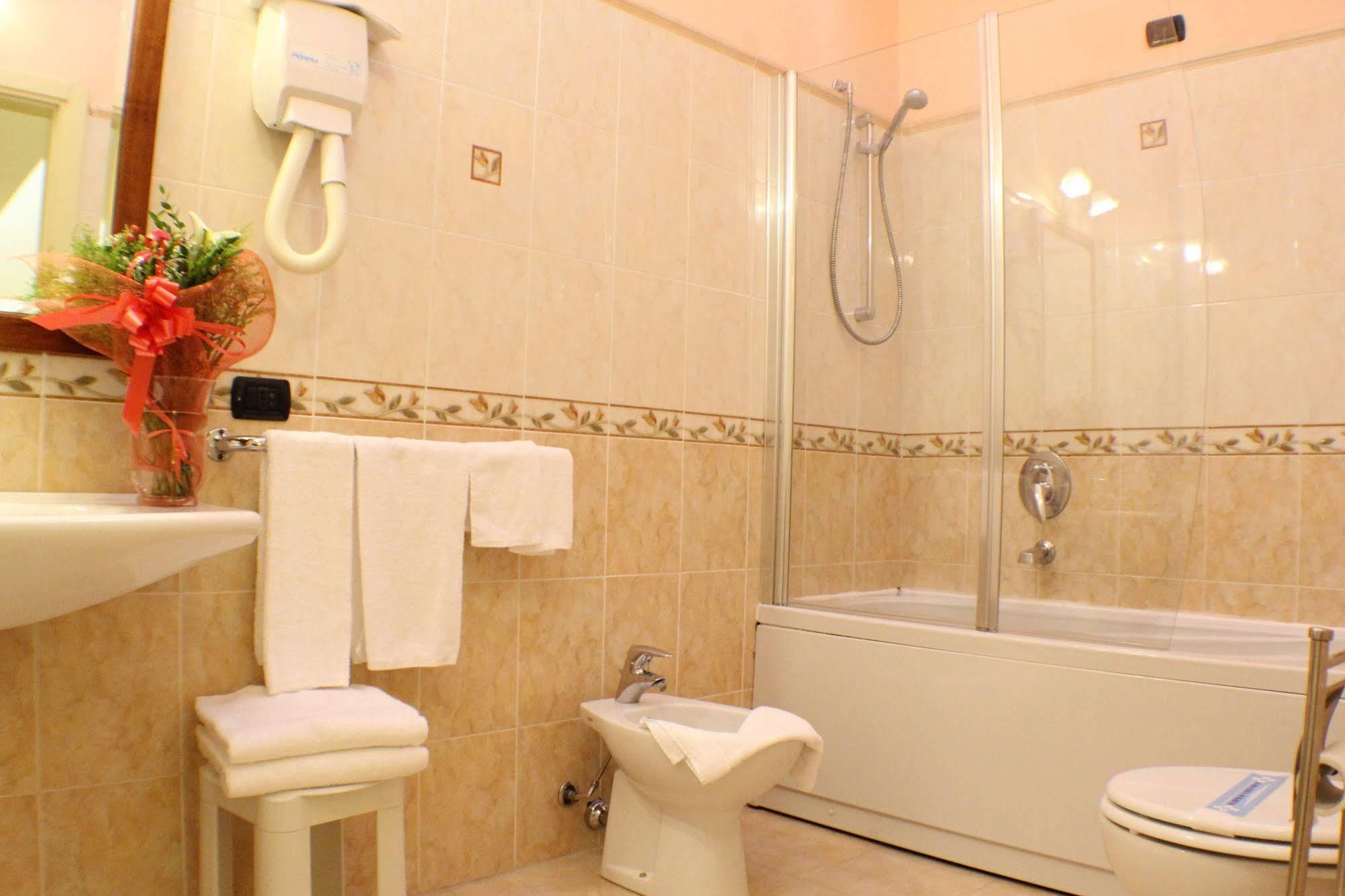Certosa Hotel Milano Dış mekan fotoğraf