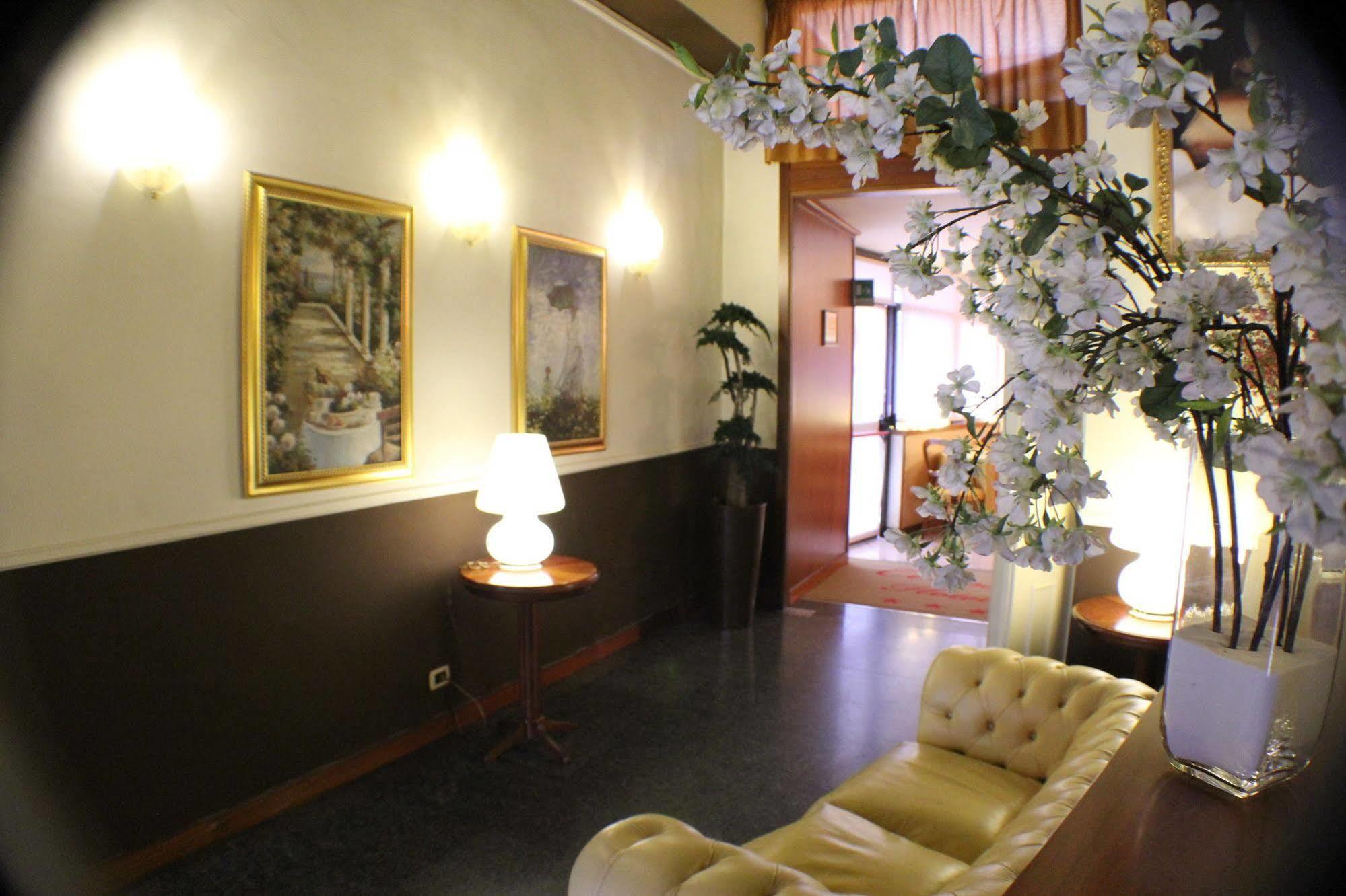 Certosa Hotel Milano Dış mekan fotoğraf